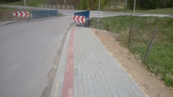 Wykonanie chodnika w ciągu drogi Nawsie Rzeki