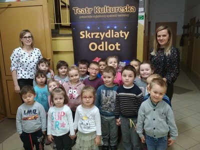 Spotkanie z teatrem - w ramach projektu pn. "Nowa Jakość Edukacji w Integracyjnym Przedszkolu Krasnala Hałabały"