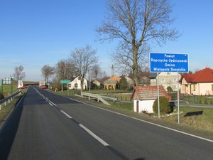 Odnowa nawierzchni na drodze wojewódzkiej 986 w miejscowości Wielopole Skrzyńskie