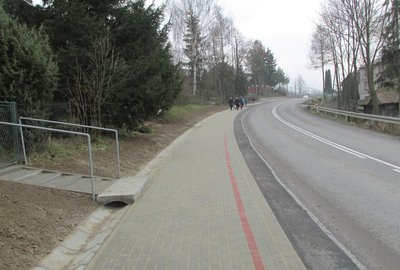 Budowa chodnika dla pieszych wzdłuż drogi wojewódzkiej nr 986 w miejscowości Glinik