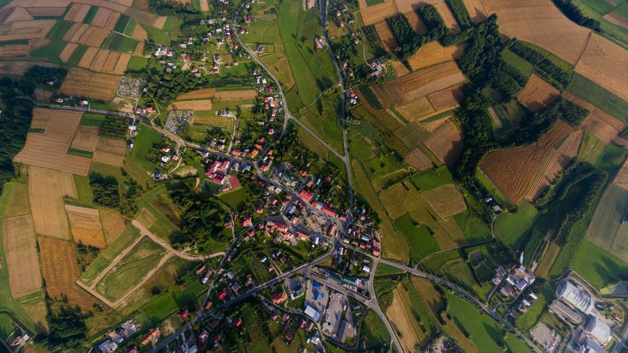 Lokalizacja i Demografia