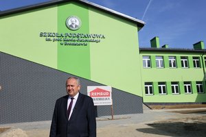 Szkoła w Broniszowie - img_3381.jpg