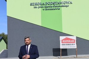 Szkoła w Broniszowie - img_3390.jpg