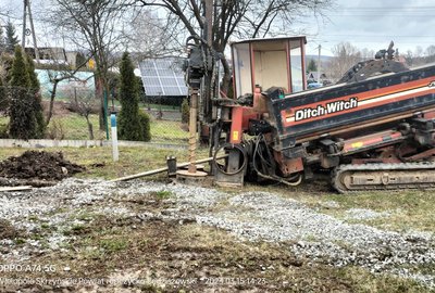 Budowa sieci kanalizacji sanitarnej wraz z podłączeniem dworca PKS w Wielopolu Skrzyńskim.